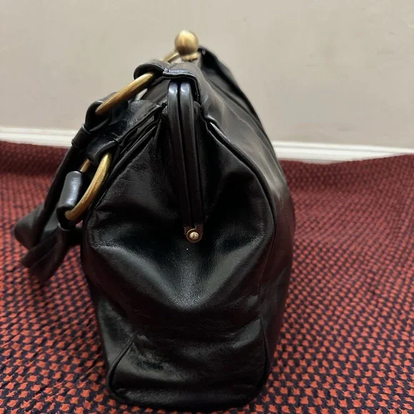 Hobo International Leather Shoulder Bag - Picture 4 of 9